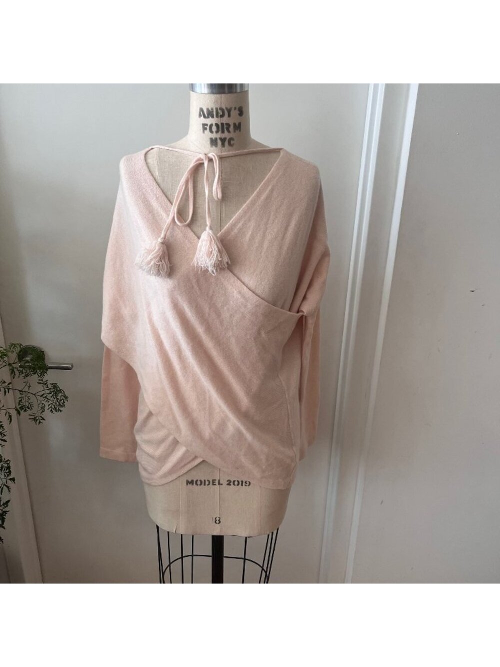 DEREK LAM‎ 10 CROSBY Pink Cashmere Faux Wrap Sweater Size Petite